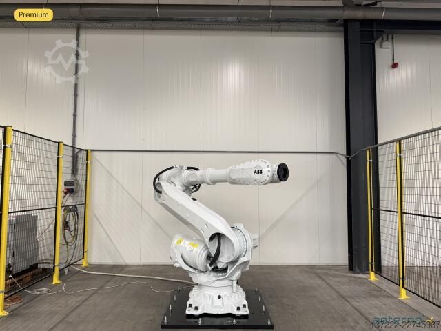 Ümberehitatud robot 1-aastase garantiiga ABB IRB 6700-150/3.20