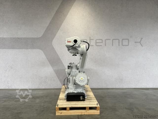 Ümberehitatud robot 1-aastase garantiiga ABB IRB 6700-200/2.6