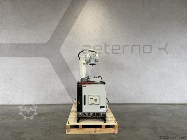 Ümberehitatud robot 1-aastase garantiiga ABB IRB 6700-200/2.6