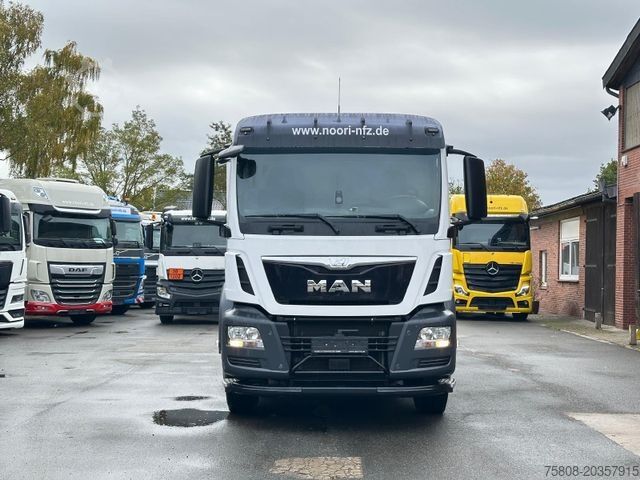 د کرین چې په لاری کې نصب شوی MAN TGS 26.440 Baustoff Hiab XS177 K Lenk Navi