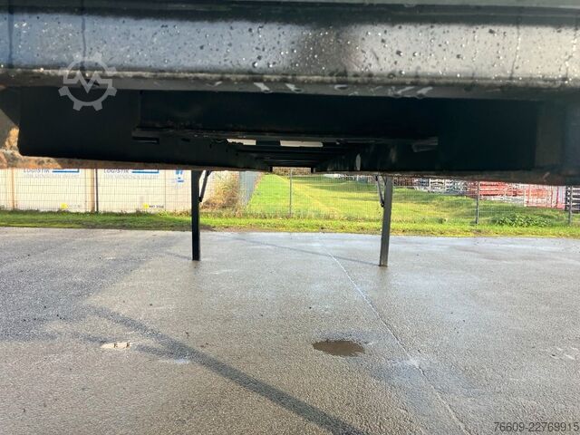 Prikolica sa zamjenjivim sandukom KRONE Wechselbrücke Plane