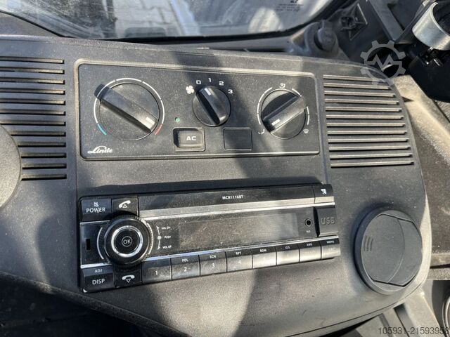 Empilhador eléctrico de 4 rodas Linde E35H-01/600