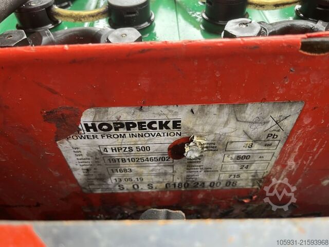 Empilhador eléctrico de 3 rodas Linde E16-02