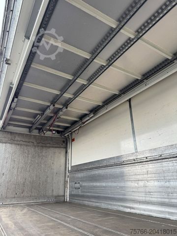 Beverage truck MAN TGM 26.320 L / LBW / 2xAHK / LENKACHSE / 16 PAL