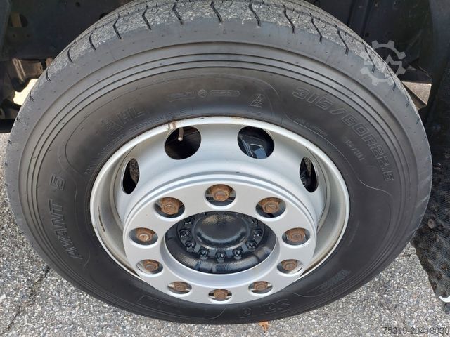 Jumbo truck MAN TGX 18.470 LL + Gniotpol G-4080 120 m3 Durchbar