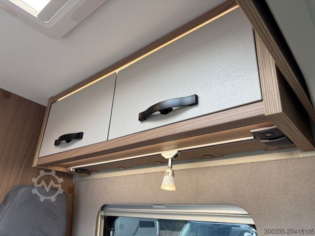 キャンピングカー PÖSSL Roadcruiser - Last-Sale 2025 -CSL MUNICH EDITION