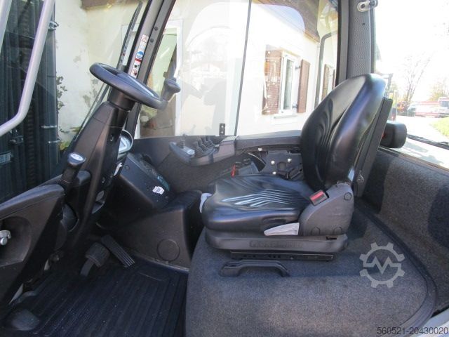 Ashensorë motorësh me naftë Still RX70-25 Triplex-FH 6,2m + Seitenschieber