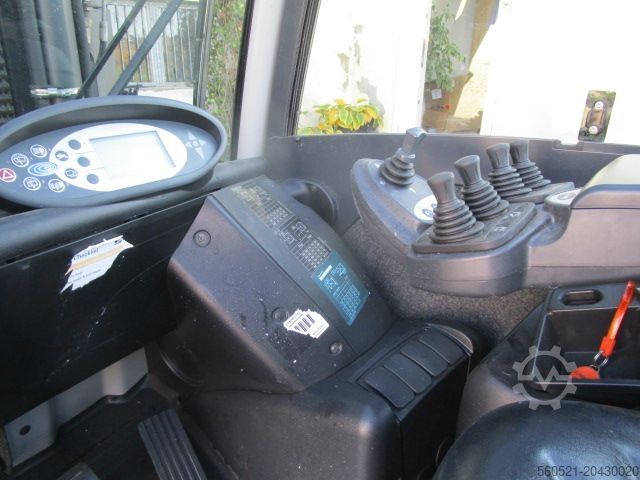 Ashensorë motorësh me naftë Still RX70-25 Triplex-FH 6,2m + Seitenschieber