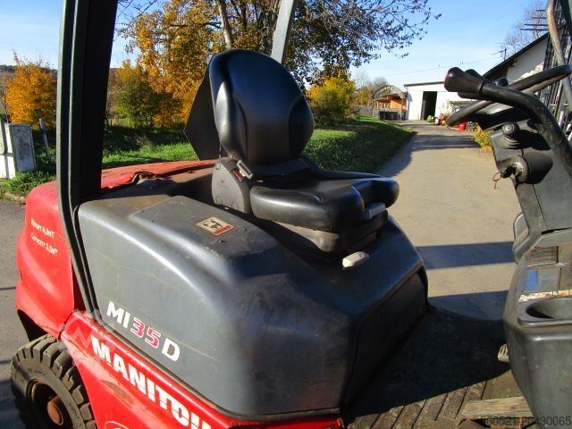 رافعات شوكية ديزل Manitou MI35D Triplex-Freihub 4,7m + Seitenschieber