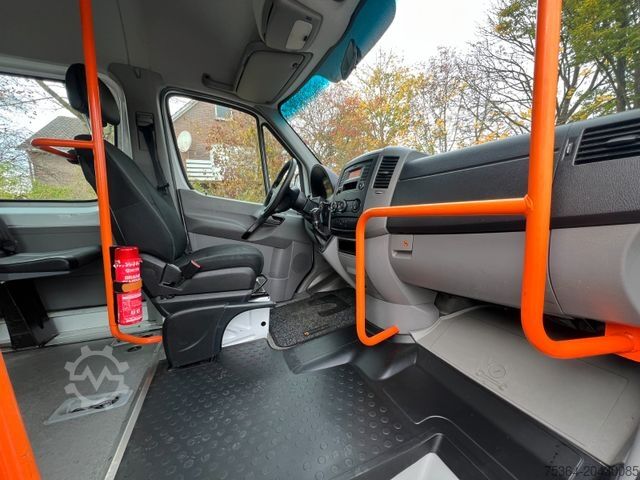 Minibús MERCEDES-BENZ Sprinter 314 BlueTEC 9Sitze+Rollstuhllift Klima