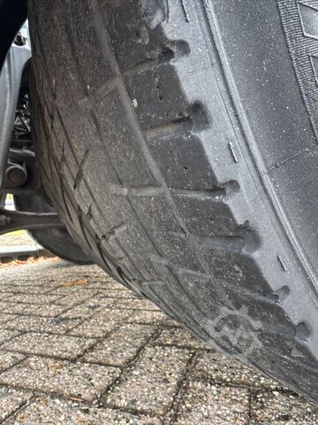 표준-SZM Volvo FM 330 / I-Shift / Euro 5 / TUV: 6-2025 / NL Truck