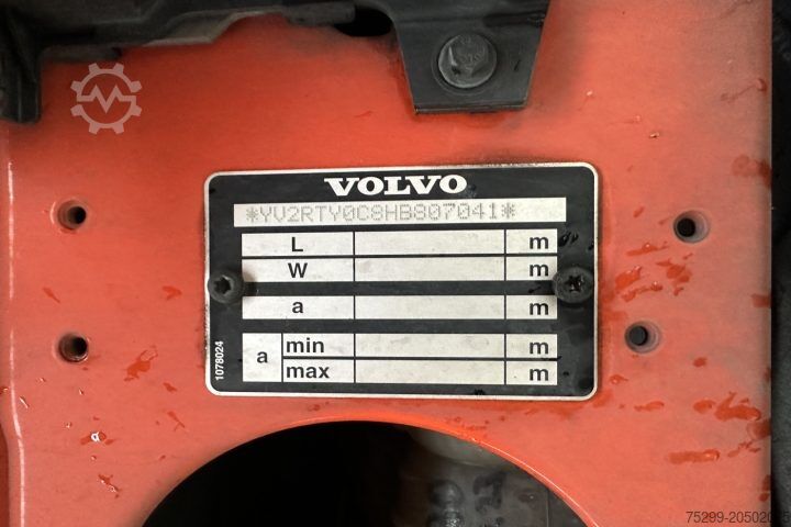 Sasi truk Volvo FH-460 6x2R Fahrgestell / wiss-Vehicle