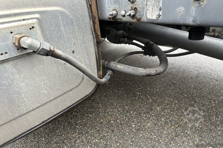 Đầu kéo tiêu chuẩn Volvo FH-460 4x2T Kipphydraulik / Swiss-Vehicle