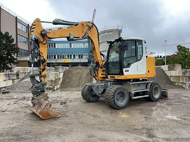 Wheeled Excavator Liebherr A 912