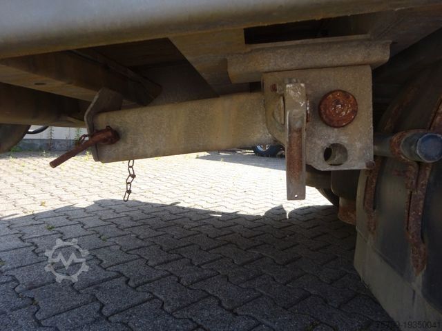 Poluprikolica za niskopodni prevoz MÖSLEIN Tieflader Anhänger mit 3 Achsen und Rampen