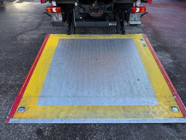 Drikkevarelastbil MERCEDES-BENZ ANTOS 2540 L Getränke 6,95 m LBW 2 T*AHK*LENK