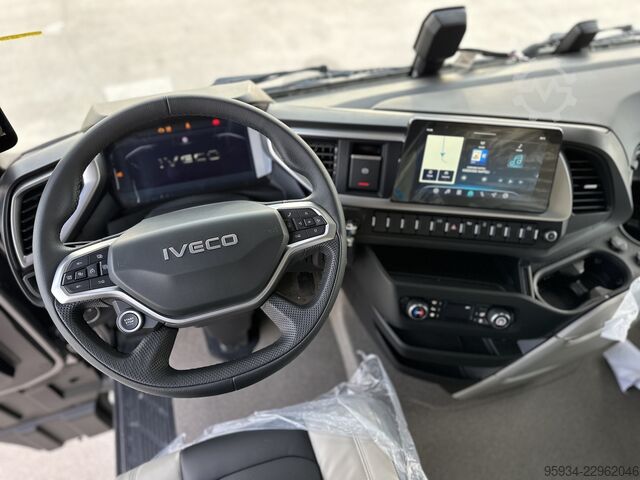 Standard dragbil Iveco S-WAY 580 MY 26