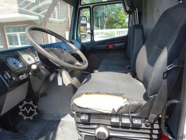 Furgon z wysokim dachem MERCEDES-BENZ 616D Vario Kastenwagen 4x2