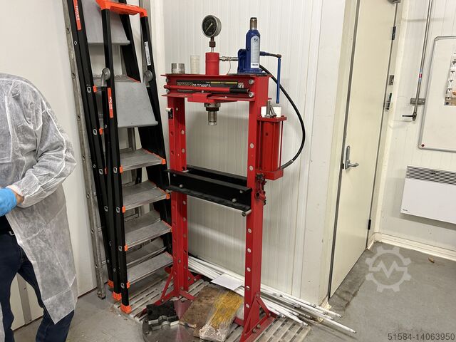 Protools 20T hydraulic press