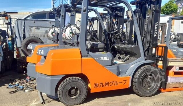 Toyota Geneo 35J Forklift