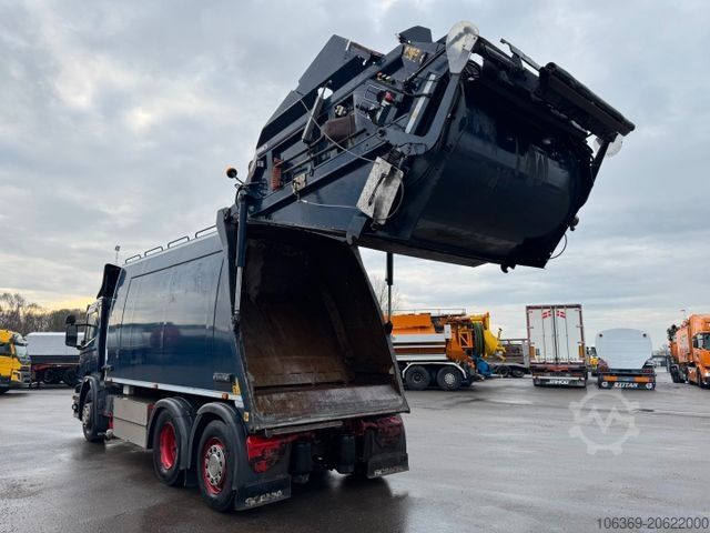 Autospecială de gunoi SCANIA P320 6x2*4 Euro 6 NTM 21 m3