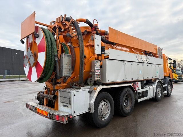 Вакуумная автоцистерна SCANIA P380 8x2*6 Hvidtved Larsen Flexline 414
