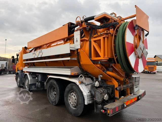 Вакуумная автоцистерна SCANIA P380 8x2*6 Hvidtved Larsen Flexline 414