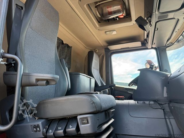 Truk tangki vakum SCANIA P380 8x2*6 Hvidtved Larsen Flexline 414