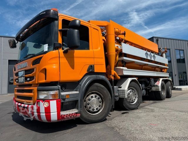 Truk tangki vakum SCANIA P380 8x2*6 Hvidtved Larsen Flexline 414
