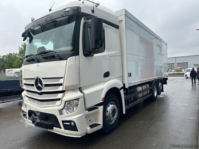 Camião de bebidas MERCEDES-BENZ 2545 L Actros 6x2  LBW Bär 2to ITL LASI