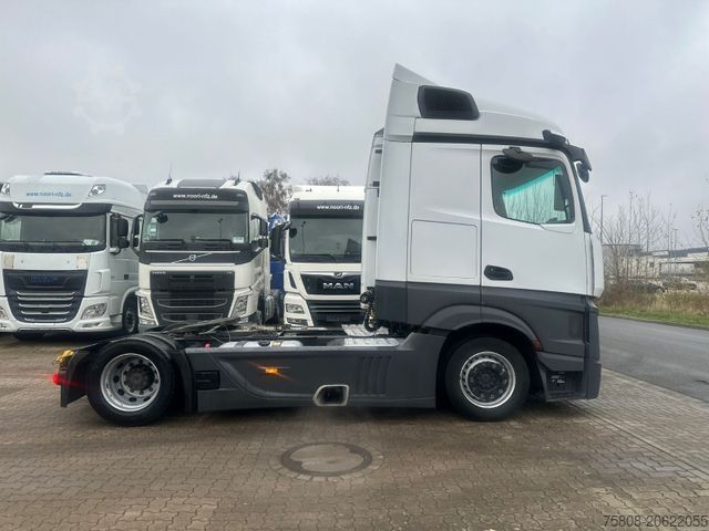 Rúmmá traktor eining MERCEDES-BENZ Actros 1848 Low Hubsattel Safety Retarder Xenon
