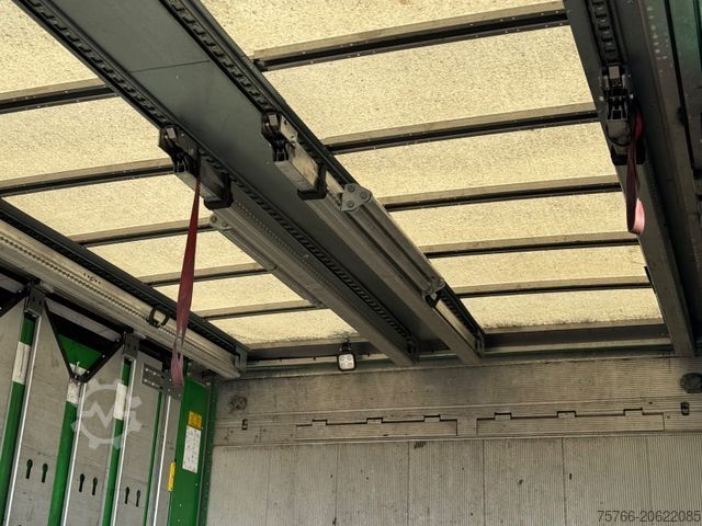 Autocamion transport băuturi SCANIA P 320 / LBW / 2 x AHK / LENKACHSE / 18 PAL