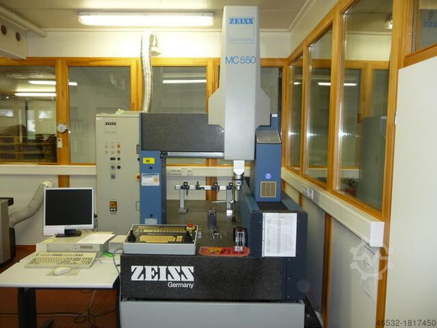 Zeiss MC 550