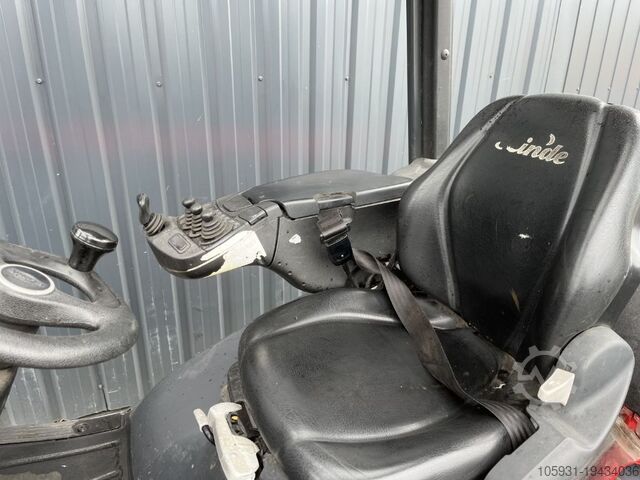 LPG gaffeltrucker Linde H20T-01