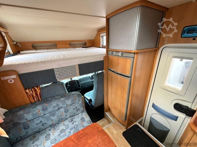 Τροχόσπιτο με προεξοχή (alcove) HOBBY AK 670 - Festbett -  - Solar - AHK