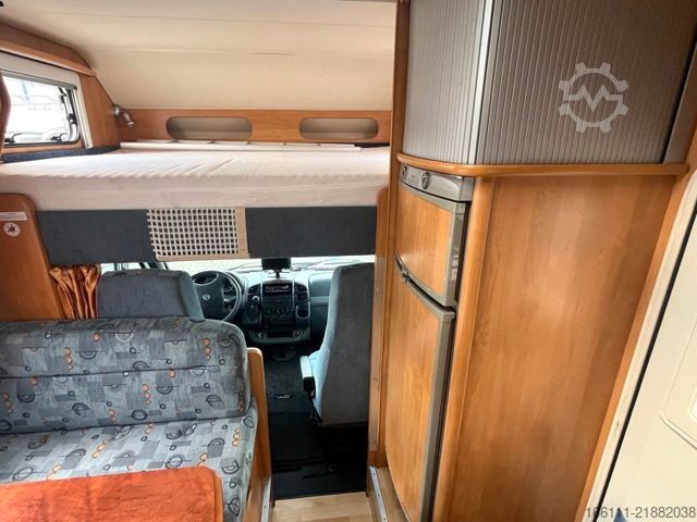 Τροχόσπιτο με προεξοχή (alcove) HOBBY AK 670 - Festbett -  - Solar - AHK