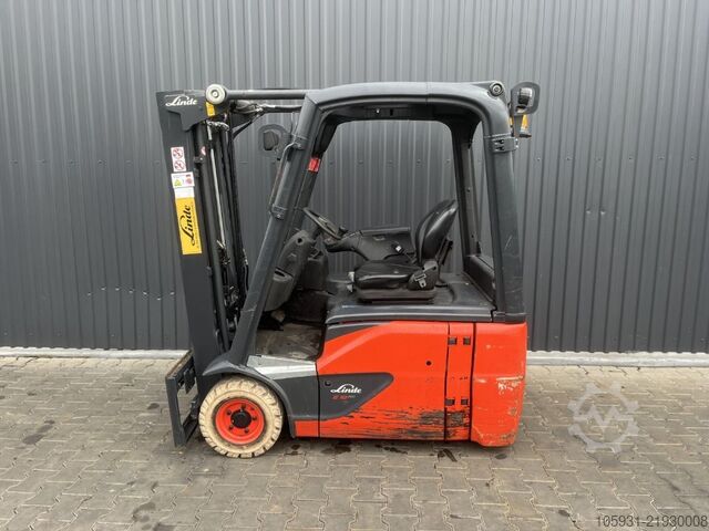Empilhador eléctrico de 3 rodas Linde E16-02