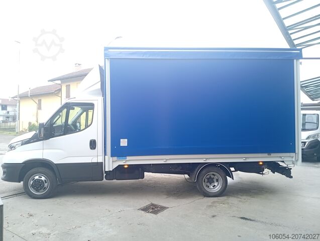 Furgonas su užuolaidomis Iveco Daily 35