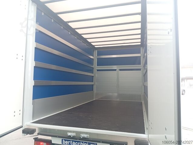 Furgonas su užuolaidomis Iveco Daily 35