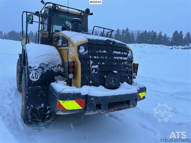 Ładowarka kołowa Komatsu WA380-7 wheel loader w/ bucket, scale, summer and