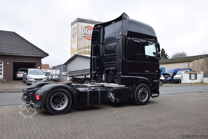 Tūrinis vilkikas Daf XF 480 Low Liner Mega Hubsattelplatte ACC