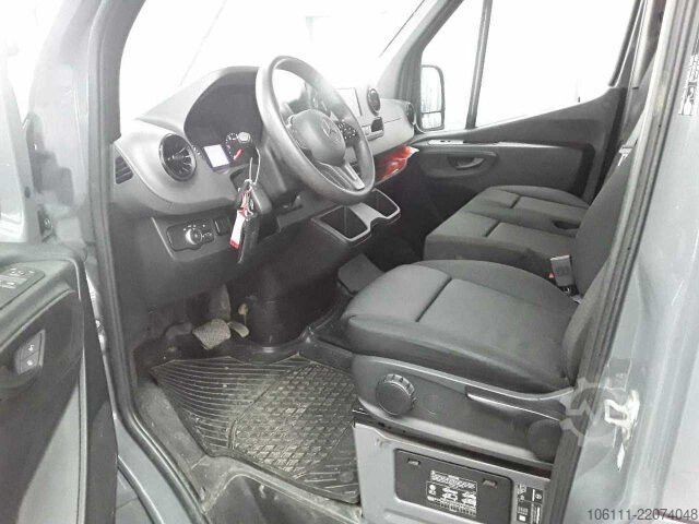 Dodávka s vysokou strechou MERCEDES-BENZ Sprinter 317 CDI Autom/H2L2/Luftfed/Kam/AHK3,5t