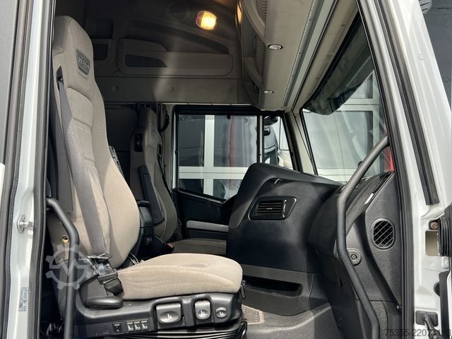 Standardni tegljač IVECO Stralis AS440S48 Intarder Standklima ACC