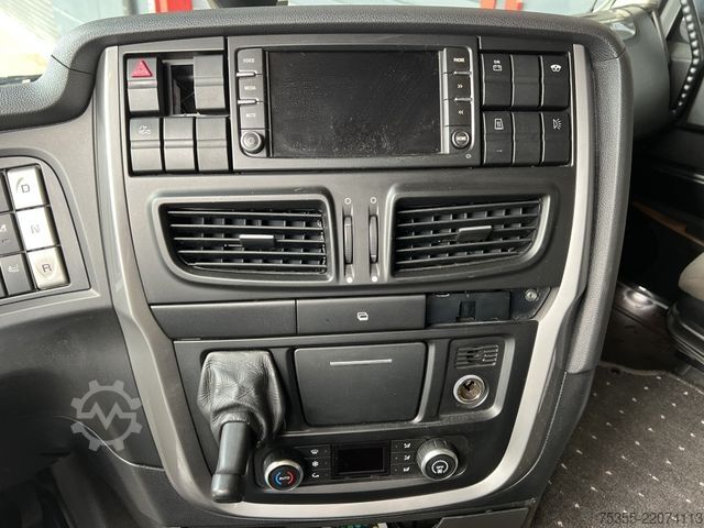Standardni tegljač IVECO Stralis AS440S48 Intarder Standklima ACC