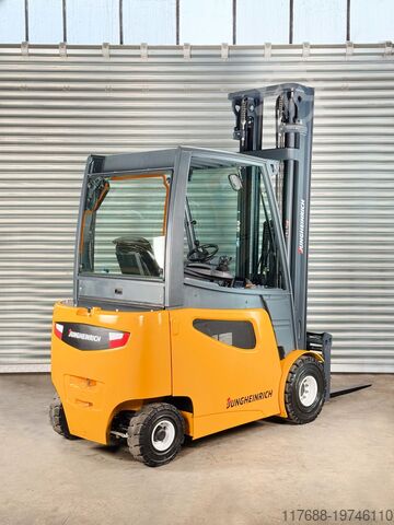Електрически 4-колесни Jungheinrich EFG 430s - Service Neu + Garantie - Batterie 90%