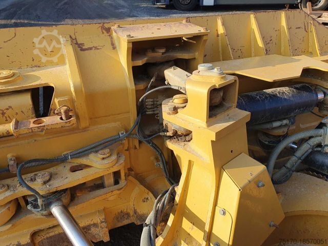 Xe lu rung CATERPILLAR D6N LGP / 7.374h / 6-Wege Klappschild / Bj: 2017