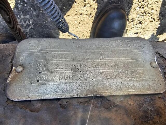 Axel SAF RSM 9042 . TRAILERAXLE.