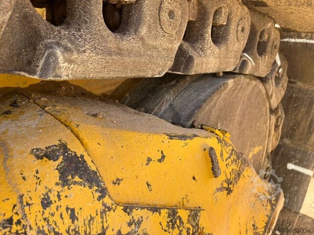 เครื่องปรับระดับ Komatsu D275-5R (Saudi Arabia)