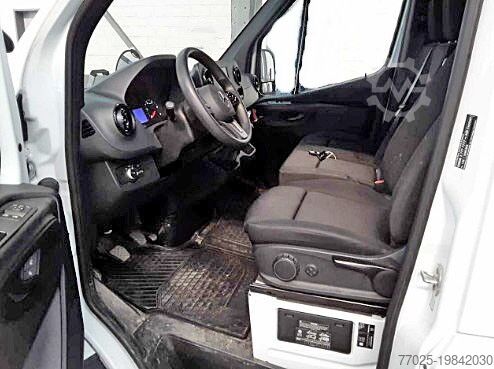 Skriňová dodávka Mercedes-Benz Sprinter 317 L4 4.325 mm Klima Tempomat