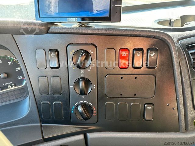 Skåpbil MERCEDES-BENZ Atego 816 4x2 Euro5 Koffer mit Ladebordwand